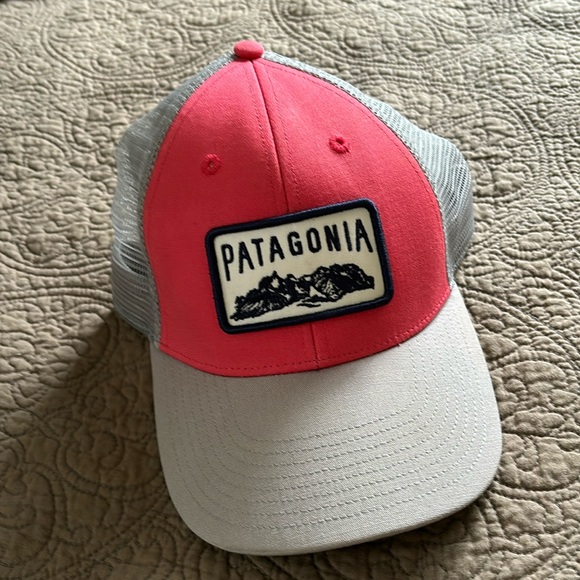 Patagonia Hat - Picture 1 of 3